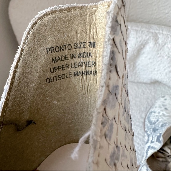 Anthropologie Coconuts by Matisse Pronto Snakeskin Ankle Boots 7 - Picture 3 of 7